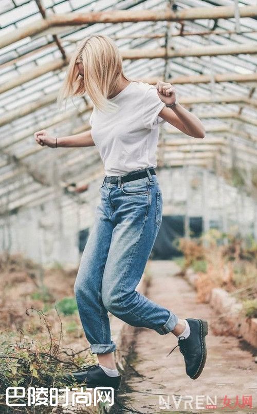Mom jeans_5款最时髦牛仔裤型 