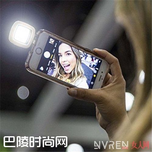 夜晚自拍技巧_前方高能!如何在夜晚拍出美美哒自拍照?