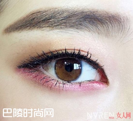 泪眼妆精细修饰步骤_泪眼妆的画法 四大步骤帮你搞定