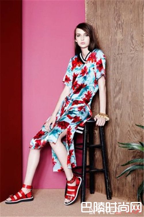 Suno 2017早春裙子简介_奢侈品牌2017早春系列 想追潮流从此刻开始