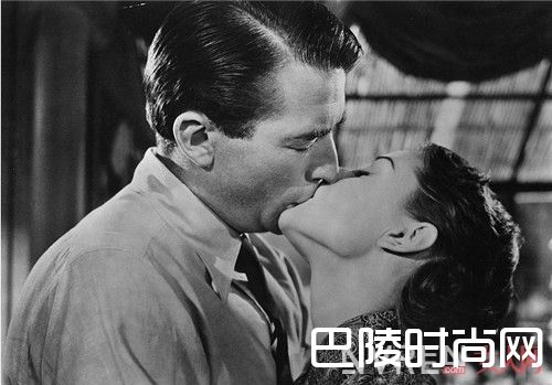 你在期待情人节的到来吗_情人节的巧克力鲜花算什么 这些才是女人的梦中情物