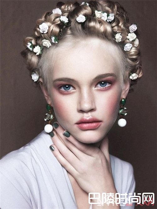 植村秀塑颜保湿粉底液简介_热荐3款清透肌肤水粉底 干皮妹的福音来了