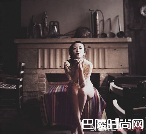 如何化身为女神_美到自成一派 MOK女神的穿搭法宝