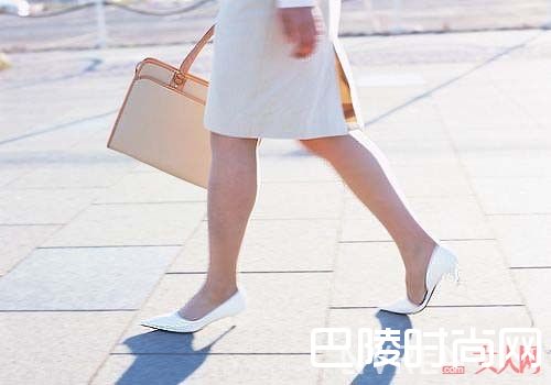 做什么运动帮你甩掉小肚腩_白领一族减肚子瘦腰秘技 上班族怎么减肚腩