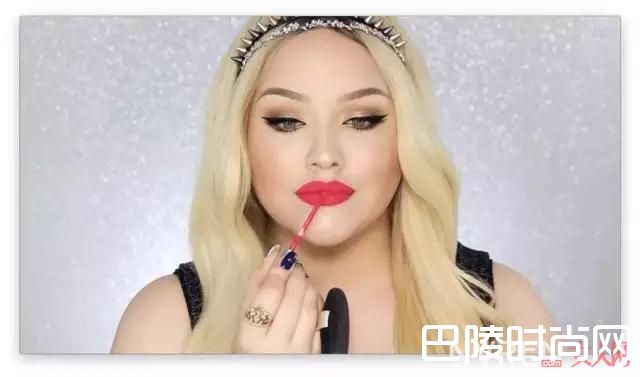 涂唇釉技巧_口红不脱妆的技巧！看这一篇就够了