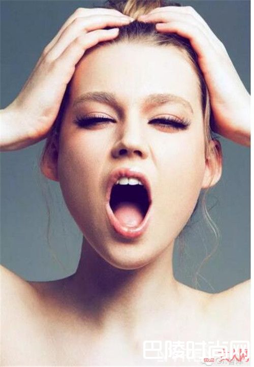 如何判断过敏肌_呵护肌肤健康 从拯救敏感肌开始