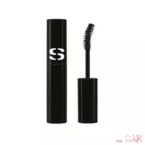 能增添立体气息的胭脂_耍起情人节的心机妆容 用美巧夺他的心