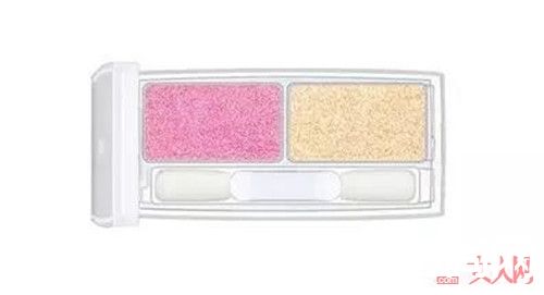 温柔粉红咖系眼影怎么化_耍起情人节的心机妆容 用美巧夺他的心