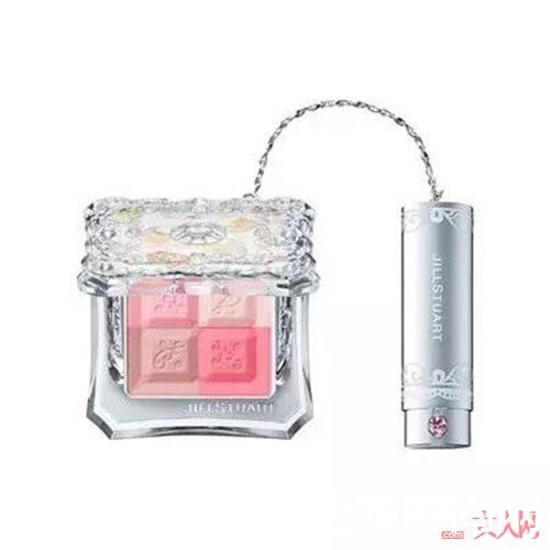 情人节胭脂怎么选_耍起情人节的心机妆容 用美巧夺他的心