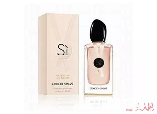 新款香水你准备拔草了么_2017新款香大盘点 哪一款能征服你的“味蕾”