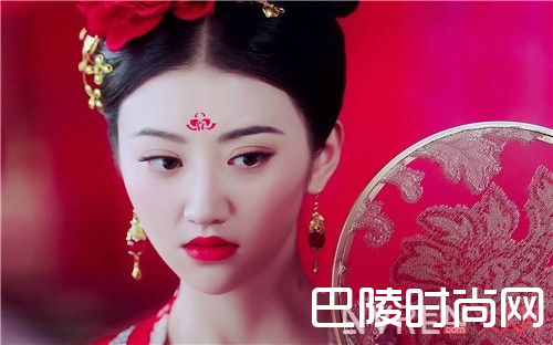 景甜色系列口红推荐_景甜色爆红 大唐农药真的有毒