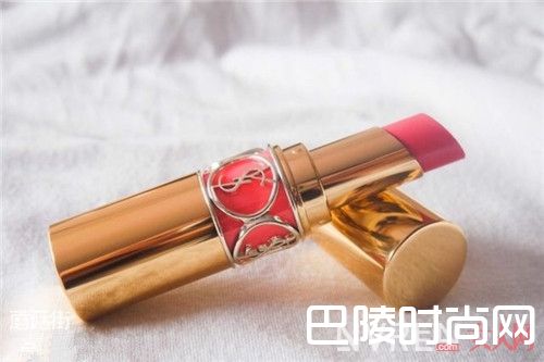 YSL粉枚色唇膏 简介_给他一个甜蜜的吻！情人节粉唇怎样不出错？