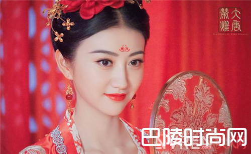 景甜色系列口红推荐_景甜色爆红 大唐农药真的有毒