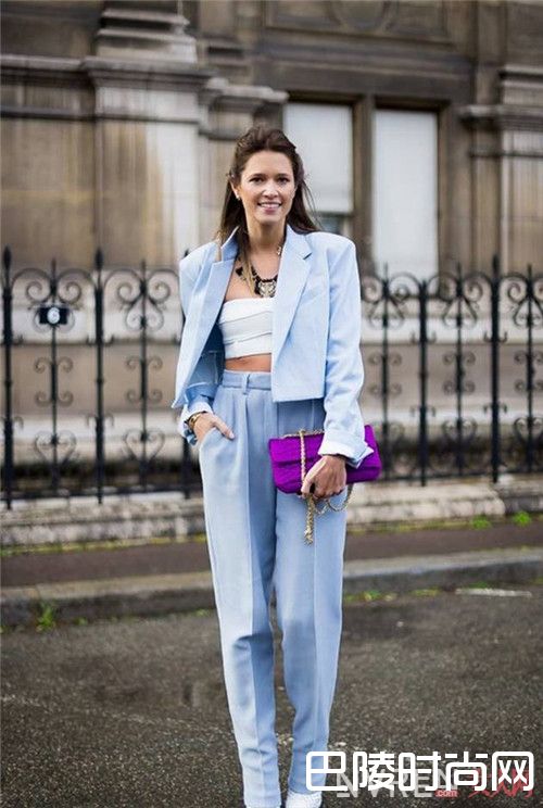 2017流行色：清新明亮婴儿蓝_2017十大时尚潮流色 让你的色彩不再单调