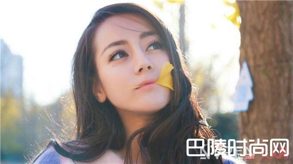 杨幂旗下花旦迪丽热巴_迪丽热巴比老板杨幂还时髦 杨幂工作室家艺人都有颜值和好衣品