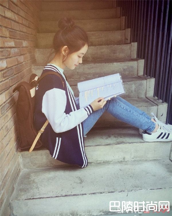 杨幂旗下艺人祝绪丹_迪丽热巴比老板杨幂还时髦 杨幂工作室家艺人都有颜值和好衣品