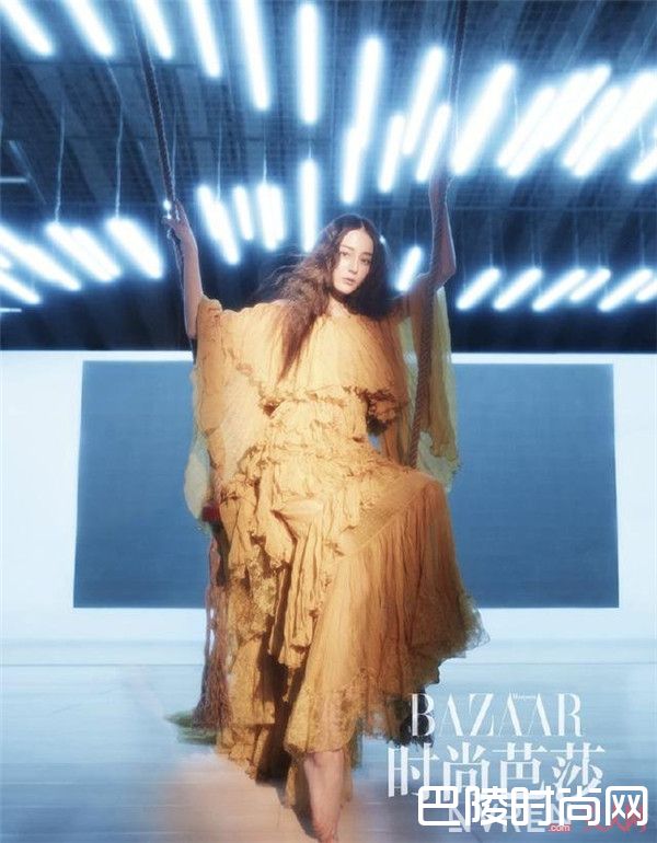 杨幂旗下花旦迪丽热巴_迪丽热巴比老板杨幂还时髦 杨幂工作室家艺人都有颜值和好衣品