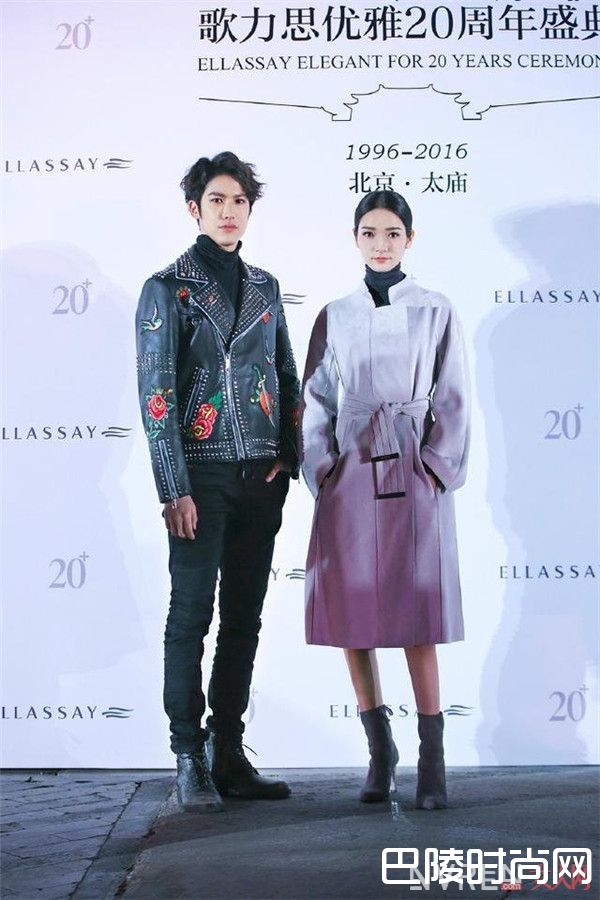 杨幂旗下艺人代斯_迪丽热巴比老板杨幂还时髦 杨幂工作室家艺人都有颜值和好衣品