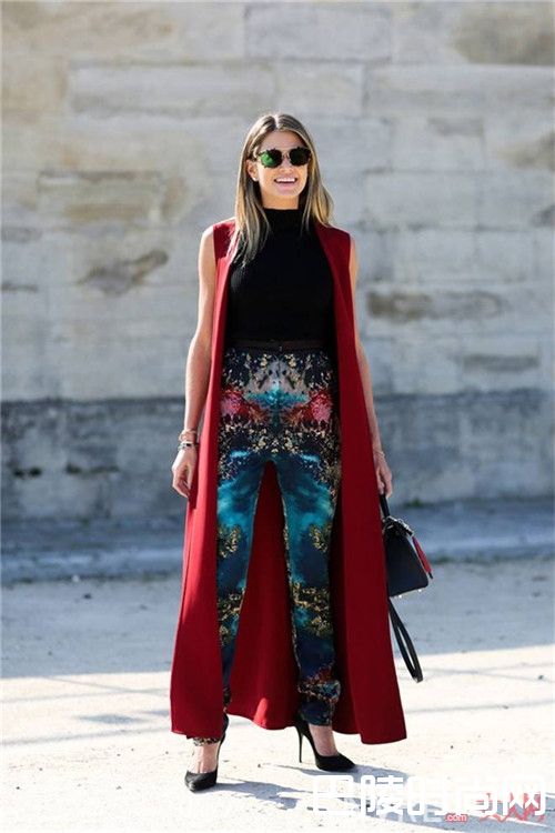 2017流行色：性感优雅褐红色_2017十大时尚潮流色 让你的色彩不再单调