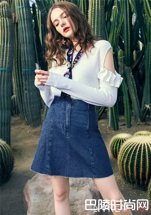 超短裙的搭配_“土精”的春天来了 这几招搭配让你变得更美丽