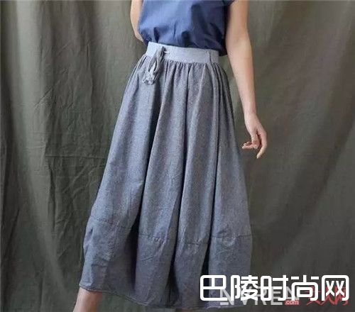 春天适合穿哪些面料的裙子_早春穿裙秀美腿  这才是真正适合春天的范