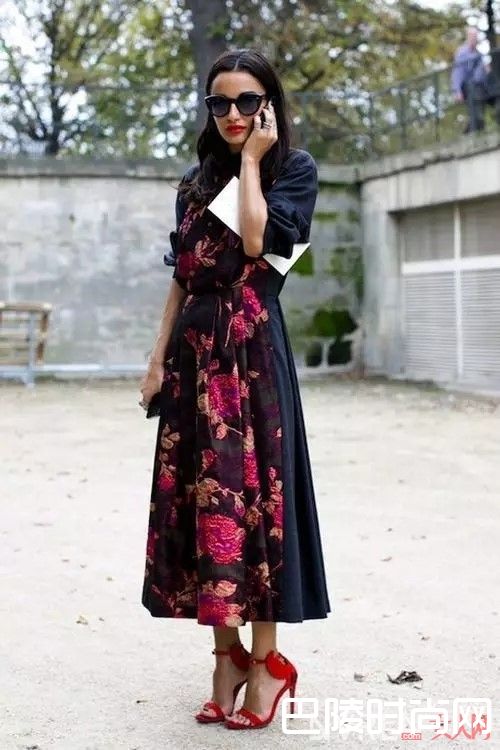 春天穿哪些款式的裙子好看_早春穿裙秀美腿 这才是真正适合春天的范