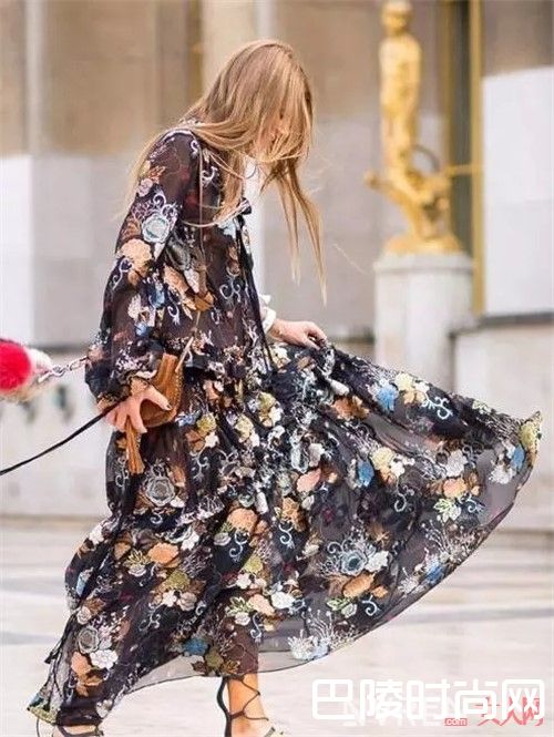 春天穿哪些款式的裙子好看_早春穿裙秀美腿  这才是真正适合春天的范