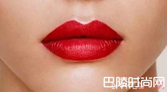 女王范M型红唇_开年四大超火唇妆，你种草了哪一款？