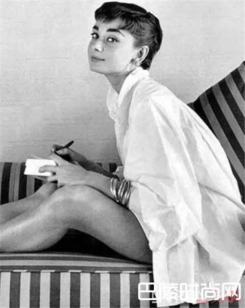 白衬衫的面料_在买白衬衫之前 这些事你必须知道！