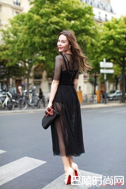 网纱怎么搭配有少女的俏皮感_新春女神的必备款这几款 率性时髦造型感很强