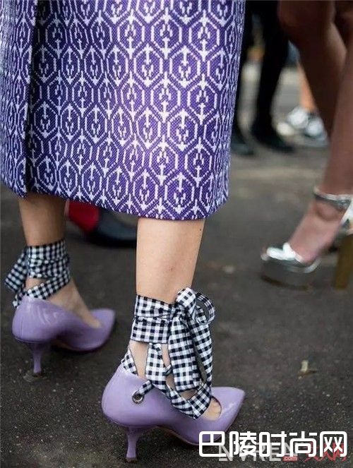 猫跟鞋搭配_有了这3种搭配 再也不用担心过时啦！