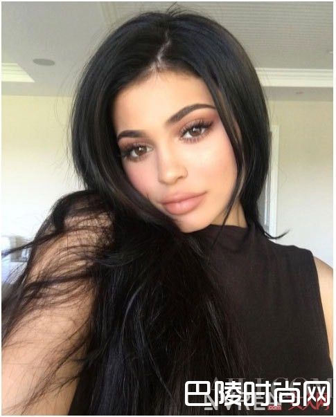 吃土色唇膏代言_2017“吃土色”唇膏卷土重来 再搜土色风潮