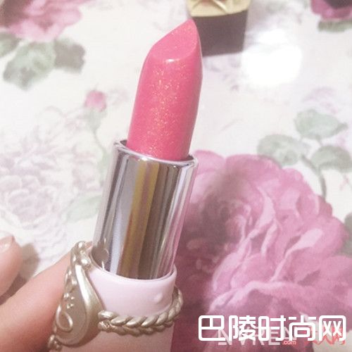 人鱼姬平价口红推荐_人鱼姬口红价格分层明显 平价高档各个级别供你选择