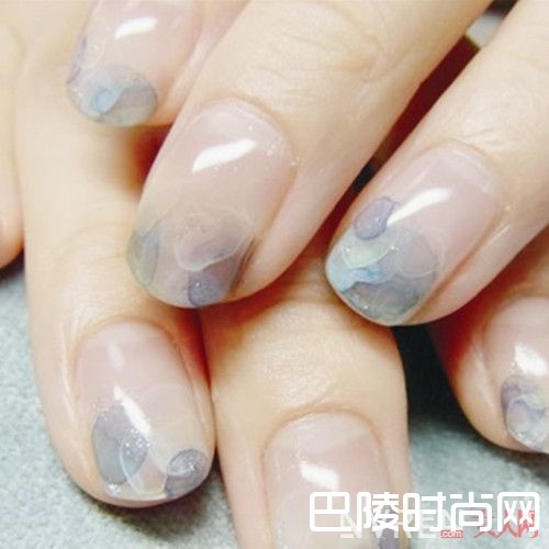 泡泡甲怎么做好看_泡泡甲怎么做好看   创意美甲频出吸粉无数