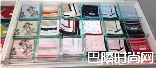 GIVENCHY彩妆系列介绍_不要只会送口红 还有这么多大牌彩妆可以送！