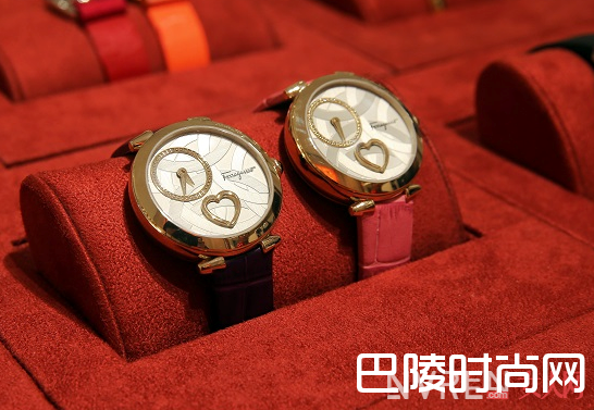 迪丽热巴盛装出席_菲拉格慕CUORE FERRAGAMO系列腕表发布