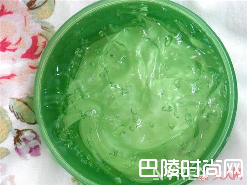 护肤品使用不当致过敏怎么解决_春天皮肤过敏怎么回事 弄清缘由才好治疗