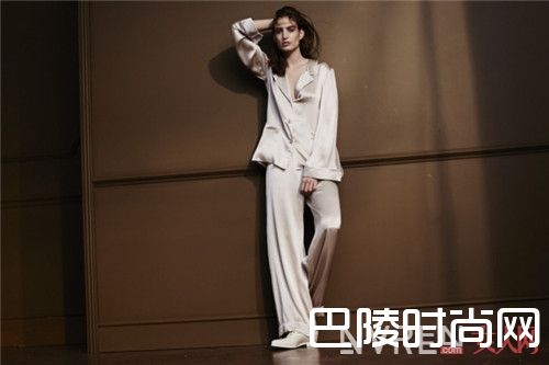 Three Graces London睡衣简介_你想要的可爱优雅和性感 这些睡衣都能满足你!