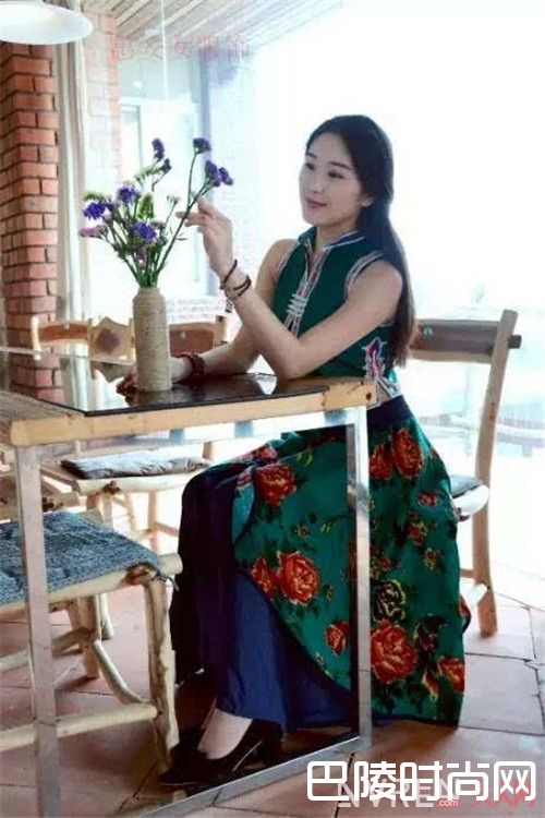 惠女服饰:打破传统 与时俱进_惠女服饰:优美的站在海天之间 成为时尚的元素