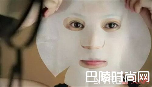 敷面膜后要洗脸吗_敷完面膜后要不要洗脸 四种面膜使用有讲究