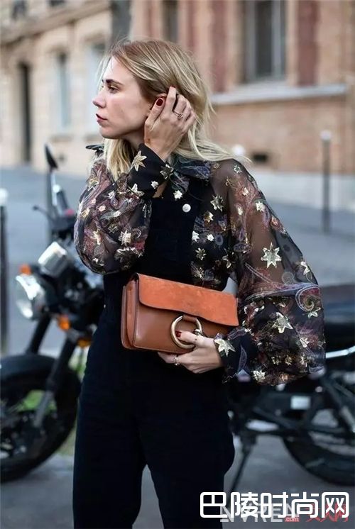 印花单品有哪些_今年春天流行开满花的衣服 真的美爆了！