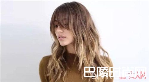 额头上长痘痘是什么原因_额头长痘的主要原因有哪些 盘点六个额头长痘痘的元凶