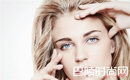 额头发际附近为什么会长痘_额头长痘的主要原因有哪些 盘点六个额头长痘痘的元凶