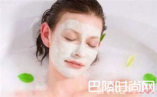 糊状面膜的涂抹顺序是什么_敷完面膜后要不要洗脸 四种面膜使用有讲究