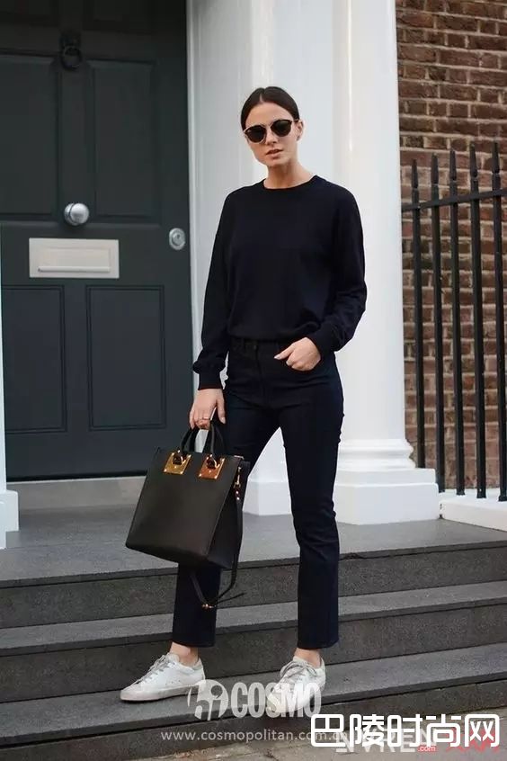 黑白+球鞋_百穿不腻小白鞋，永远不会出错的穿搭公式