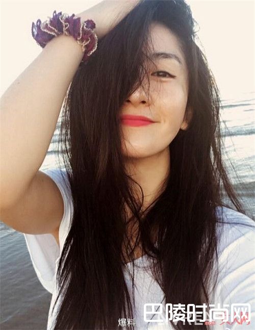 谢娜秒变仙女儿_“女神线”才是扮美心机，谢娜靠它迷晕粉丝千千万！