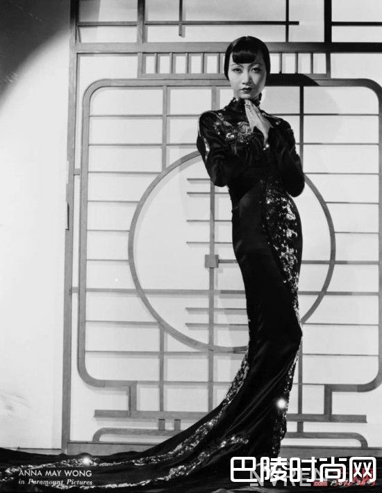 旗袍里的中国风元素_中国风走向国际 她们却穿成了另一种时尚