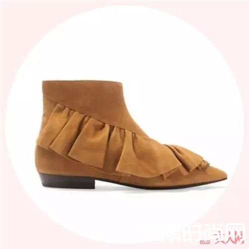Ruffles Shoes简介_原来时髦新宠是这6款鞋！让你的穿搭多点小心机