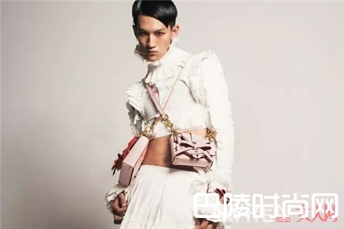 PB 0110与Niels peeraer简介_17年早春 就买这些很火但你不知道的小众包