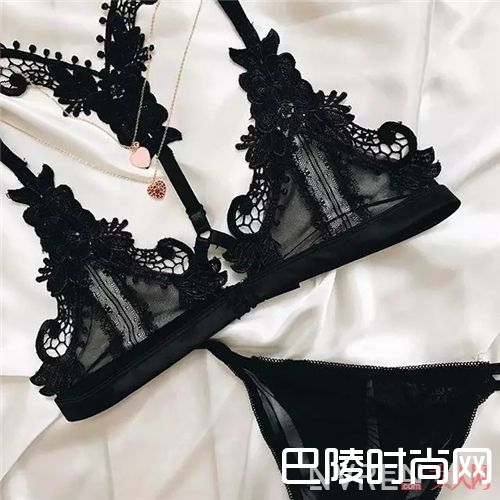 Frederick‘s of Hollywood简介_入手这4个bra品牌 就算有人拿小拳拳捶你的小胸口也不怕！